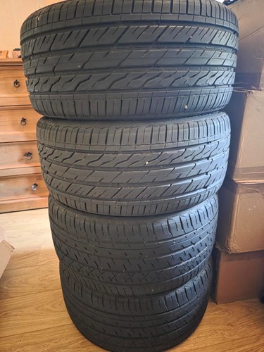 Staggered tyre set of 4 - ,