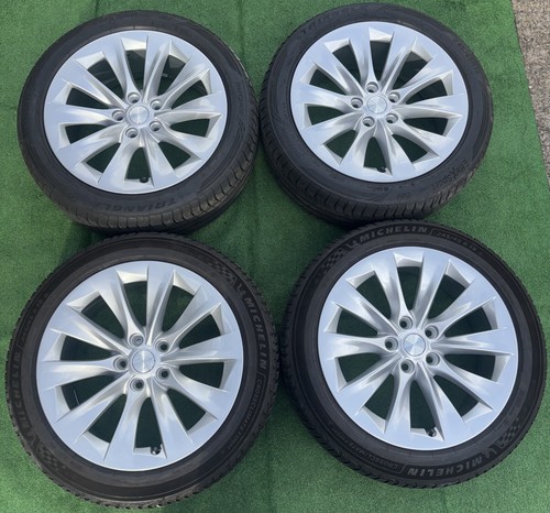Tesla model inch alloy - 19",